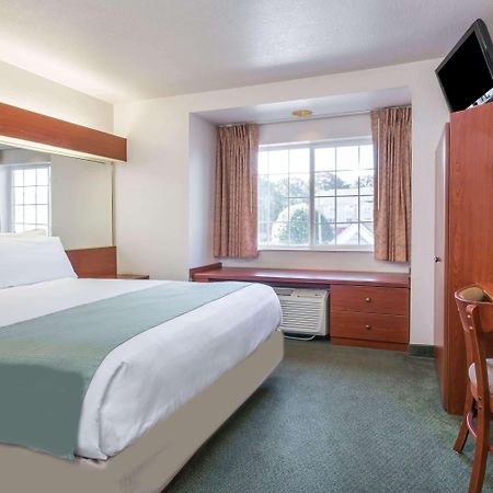Microtel Inn & Suites Marianna Exteriér fotografie